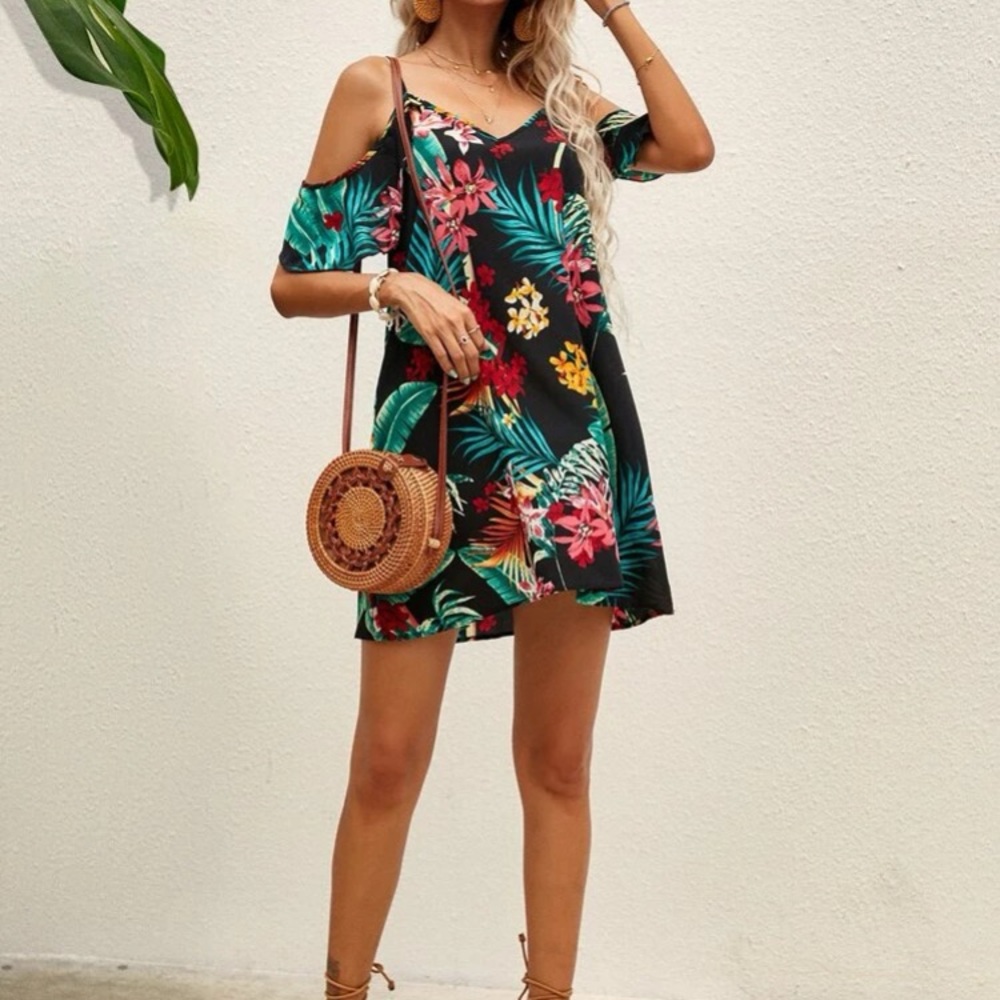 Boho floral tropical print cold shoulder mini dress - Picture 4 of 7